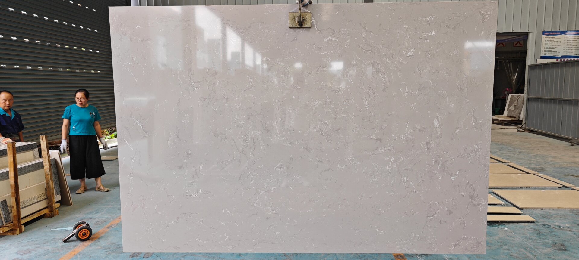 人造石、石英石與天然大理石批發的比較與選擇